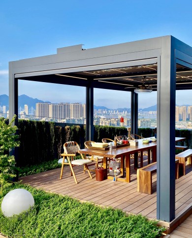 Pergola bio-climatique Europa avec terrasse bois