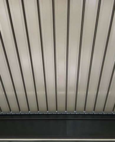 Pergola Europa toit fermé en blanc